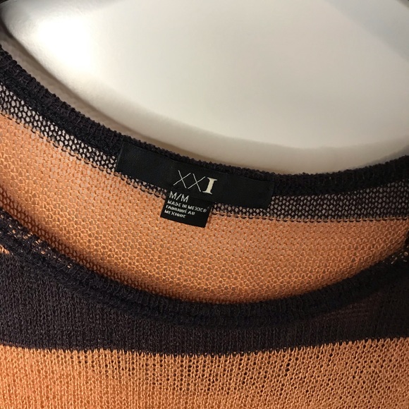 Oversized light sweater - Picture 2 of 4